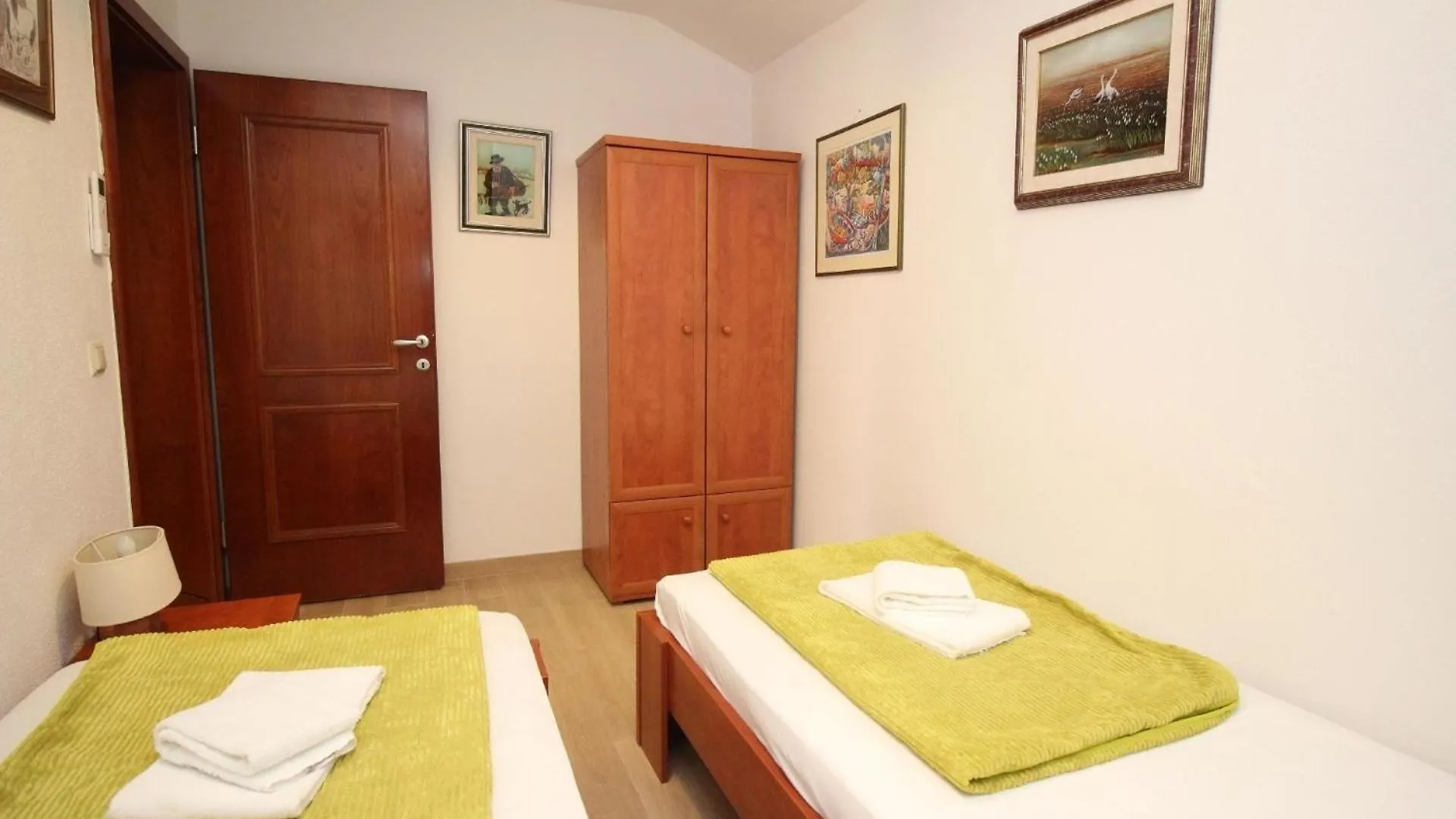 Ferienwohnung In Baska Mit Eigenem Balkon - B59537 Διαμέρισμα